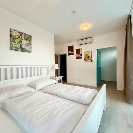 Balu Apartments Praga Esterno foto